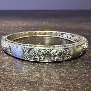 Vintage MARC 925 Thailand Lucky Elephant Marcasite and Garnet Bangle Bracelet